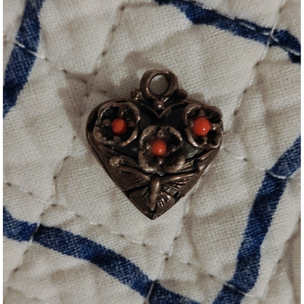 Victorian Sterling Silver Puffy Heart Pendant